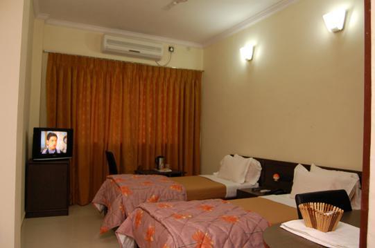 Hotel Royal Regency Bori  Zimmer foto